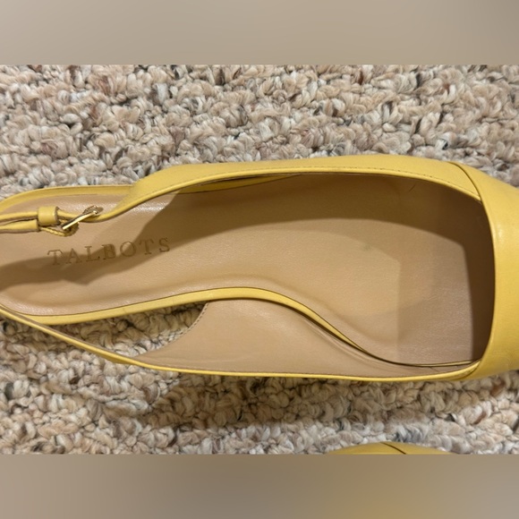 $119 Talbots Solid Yellow Marigold Edison Slingback Flats Size 9.5W - Picture 6 of 16
